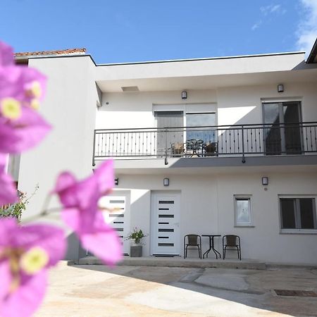 Karlo Apartments ザダル エクステリア 写真