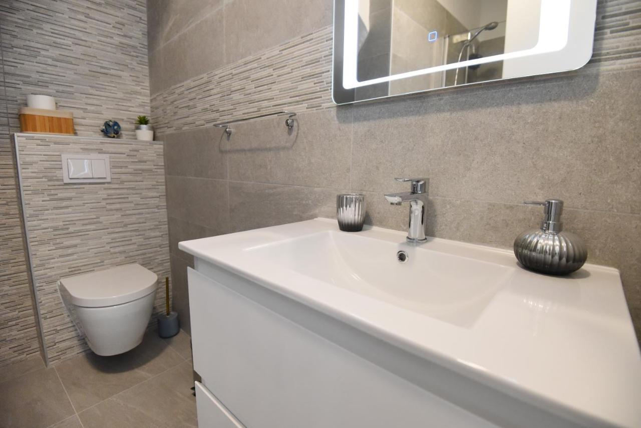 Karlo Apartments ザダル エクステリア 写真